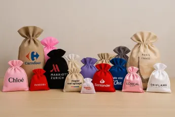 Saketoes Jutesäckchen mit eigenem Firmenbranding sind die Geschenkidee für Mitarbeiter