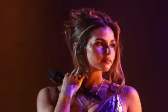 sarah engels bühne auftritt