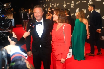 sasha interview lol kritik