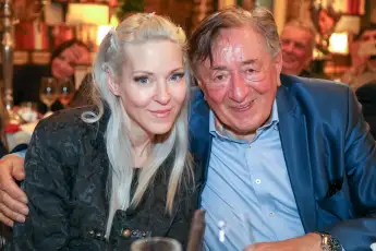 Simone "Bienchen" Reiländer Richard Lugner trauer