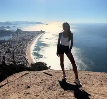 Sophia Thomalla besucht Rio de Janeiro