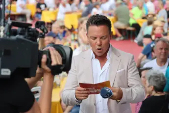 Stefan Mross bei „Immer wieder sonntags“