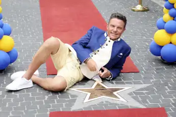 Stefan Mross wurde mit einem Stern geehrt.