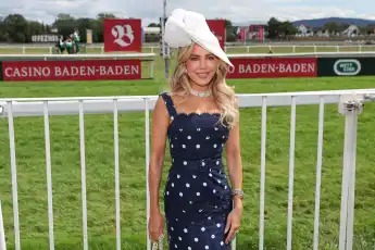 Sylvie Meis im Royal-Look