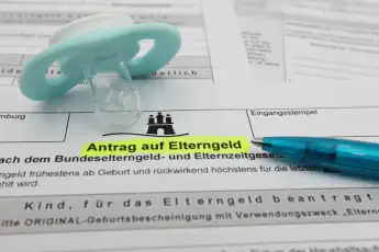 Steuerfreie Lohnersatzleistungen wie Elterngeld oder Krankengeld können Steuernachzahlungen auslösen.