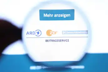 Ab April 2026 können rund 9.000 Studierende und weitere Berechtigte den Rundfunkbeitrag sparen.