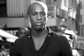 Talay Riley war Songwriter