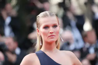 Toni Garrn Cannes