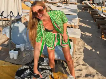 viviane geppert heiß sexy freizügig haut ausschnitt look