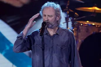 wolfgang petry dfb frauen nationalmannschaft überraschung auftritt