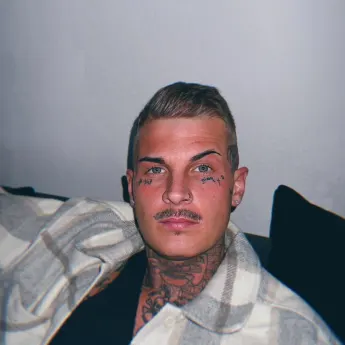 "First Dates Hotel"-Fiore