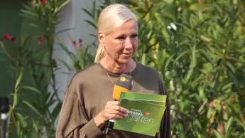 andrea kiewel zdf fernsehgarten moderation