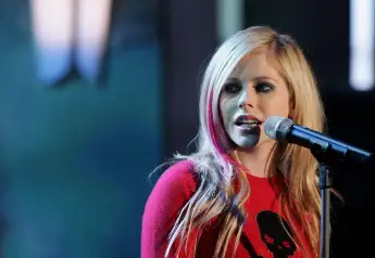Avril Lavigne bei ihrem Auftritt bei „Wetten, dass..?“ in Basel am 6. Oktober 2007