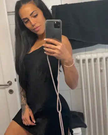 Elena Miras auf Instagram