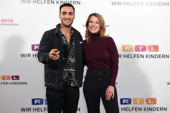 GZSZ-Stars Timur Ülker und Iris Mareike Steen in Hürth, November 2021