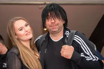 Ikke Hüftgold und Nina Reh