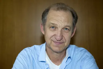 Die ZDF-Reihe „Nord Nord Mord“ mit Kommissar Carl Sievers, gespielt von Schauspieler Peter Heinrich Brix, kommt beim Publikum gut an.