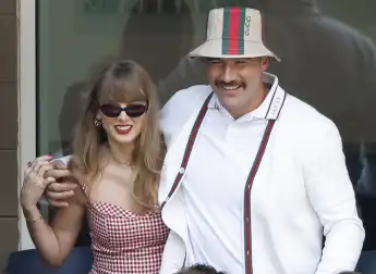 Pop-Superstar Taylor Swift und NFL-Profi Travis Kelce haben sich verlobt