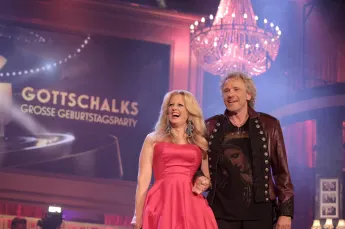 Barbara Schöneberger bewertet Thomas Gottschalks TV-Abschied als „gute Entscheidung“.