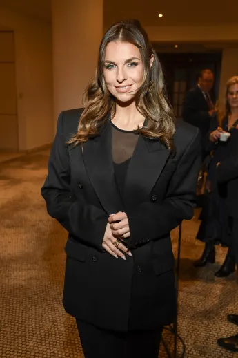 Laura Wontorra zu Gast beim 1. Charity Dinner zugunsten der Arbeit von VITA e.V.Assistenzhunde