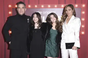 Robbie Williams mit seinen Töchtern Coco Willimas und Teddy Williams und Ehefrau Ayda Field