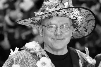 Rosa von Praunheim ist im Alter von 83 Jahren verstorben