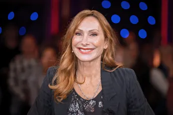 Schauspielerin Andrea Sawatzki liebt ihren Kollegen.