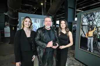 Ausstellungseröffnung für Armin Rohdes Gesichter des Reviers