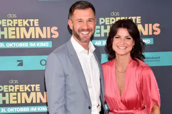 Jochen Schropp und Marlene Lufen bei der Das Perfekte Geheimnis Film Premiere am 21.10.2019 in München Das Perfekte Geh
