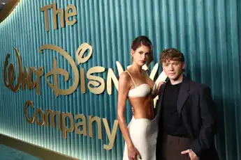 Kaia Gerber zeigt Sixpack