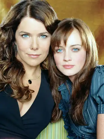 Lauren Graham und Alexis Bledel gilmore girls
