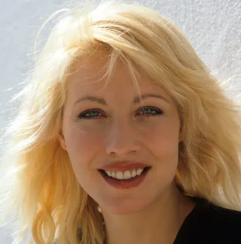 Linda Kozlowski