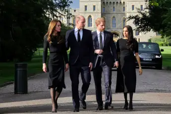 Prinzessin Kate, Prinz William, Prinz Harry und Herzogin Meghan beim Gottesdienst für die verstorbene Queen