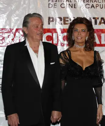 Sophia Loren und Alain Delon 2011