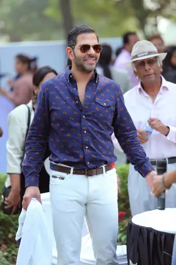 Sunjay Kapur stirbt nach Bienenstich