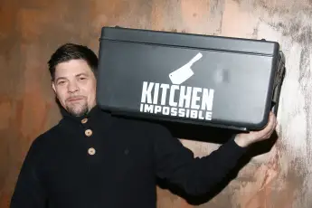 Tim Mälzer bei Kitchen Impossible