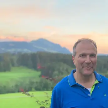 TV-Richter Alexander Hold auf Instagram