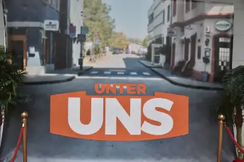 Ein Pressefoto vom Set von „Unter uns“ 2021