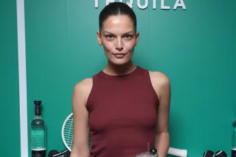 vanessa fuchs heiß freizügig haut körper