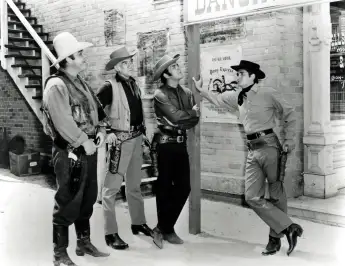 Dan Blocker, Lorne Greene, Pernell Roberts und Michael Landon bonanza