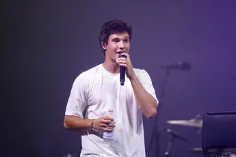 Wincent Weiss live beim Arena Now! Konzert 2020