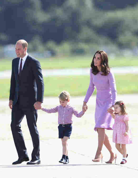 Prinz William, Prinz George, Herzogin Kate und Prinzessin Charlotte