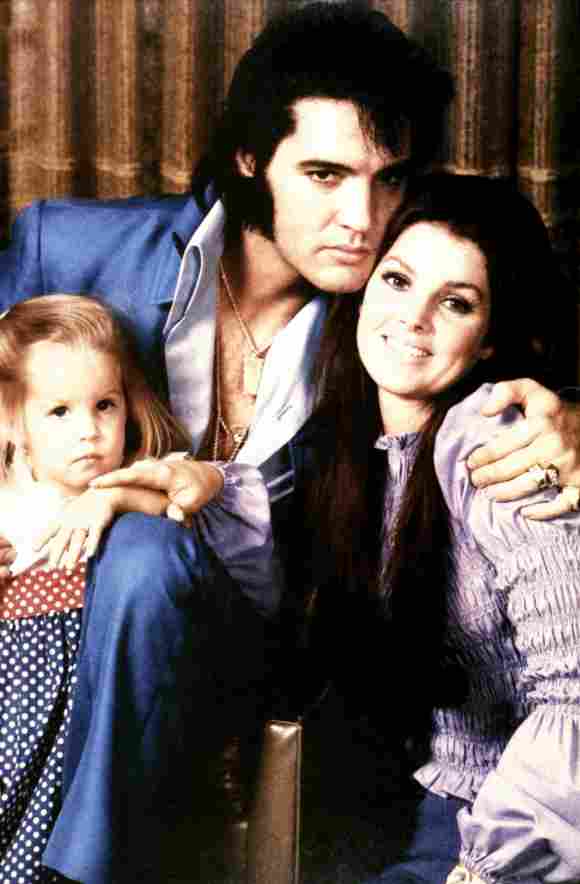 Priscilla, Elvis und ihre Tochter Lisa Marie Presley 1970