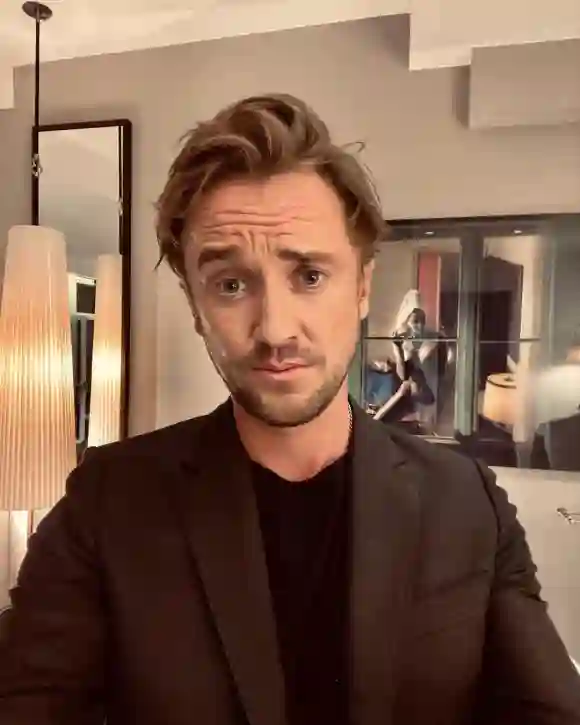 tom felton instagram selfie