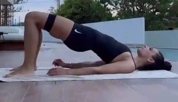 amira pocher sport workout sexy heiß