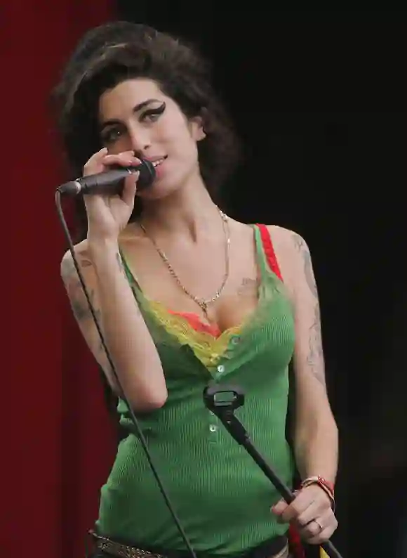 Amy Winehouse (1983-2011) tragische Todesfälle von Prominenten.