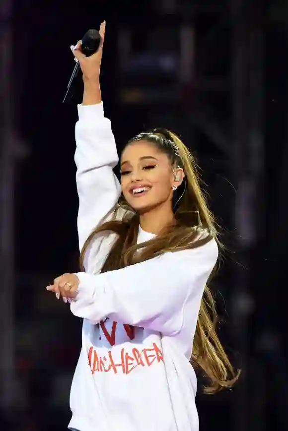 Ariana Grande beim Benefizkonzert in Manchester
