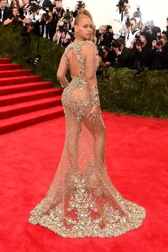 Beyonce zeigte bei der MET Gala viel Haut