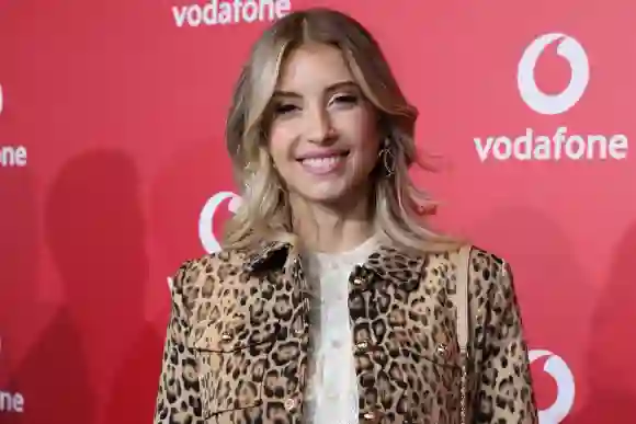 cathy hummels heiß brautkleid outfit look