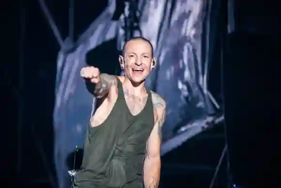 Chester Bennington von Linkin Park tritt auf der Bühne auf